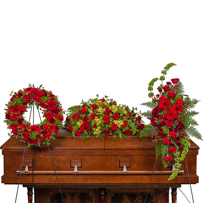 Infinite Love Trio with Wreath